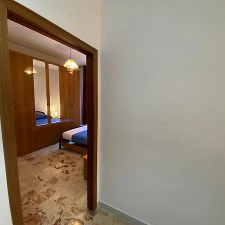 Apartment Crystal Flat