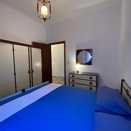 Crystal Flat شقة
