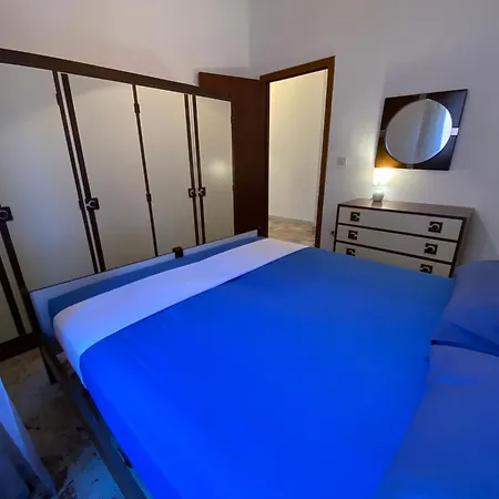 Crystal Flat غالّيبولي