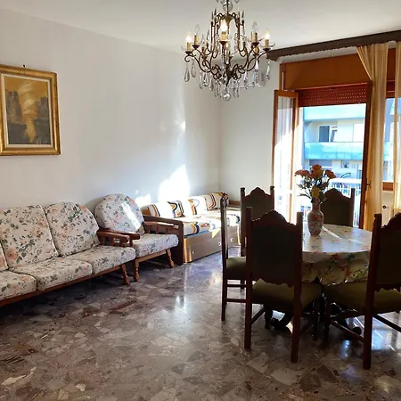 Crystal Flat * غالّيبولي